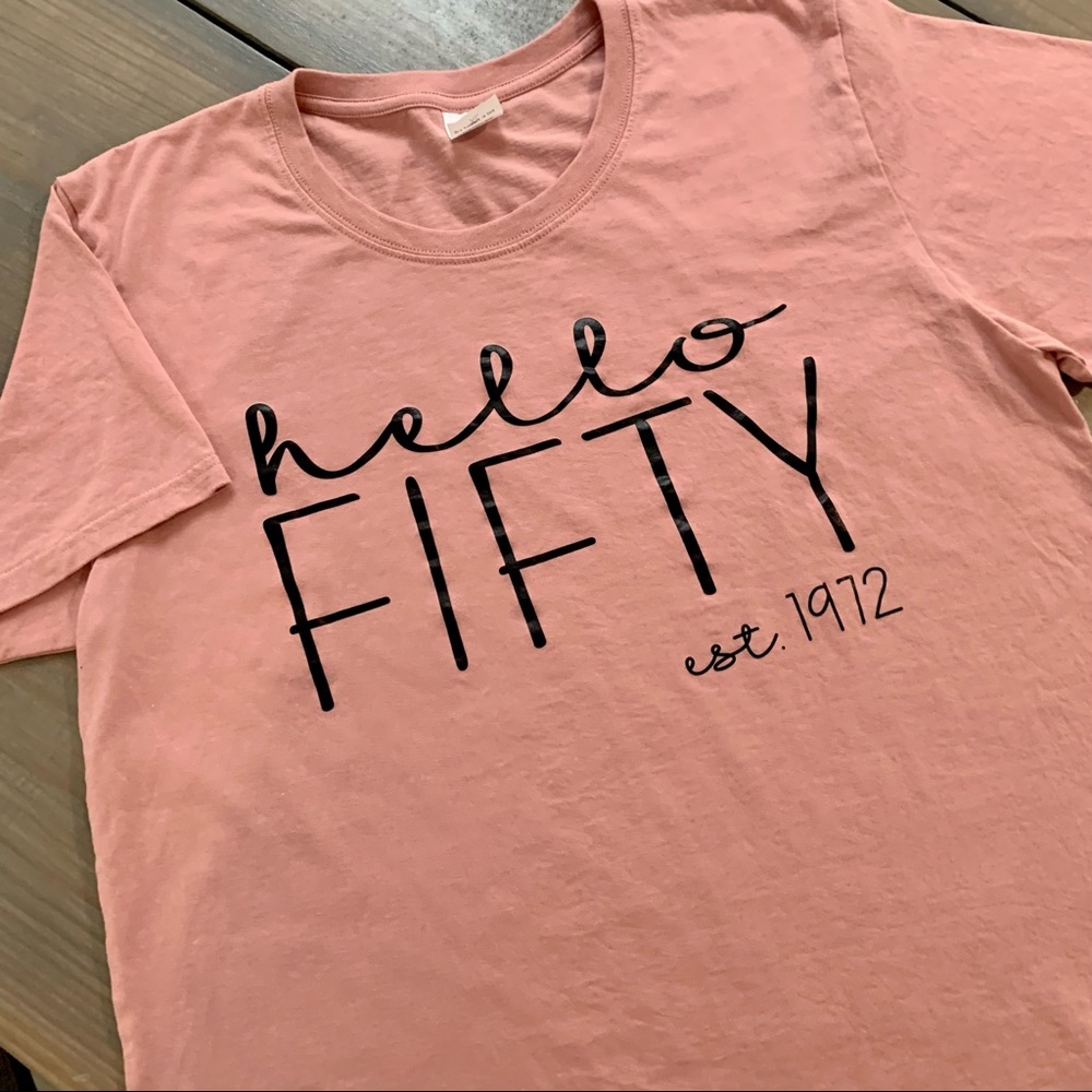 Hello Fifty est 1972 Rose Tee Vintage Birthday L/XL